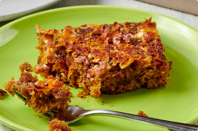 Queen Elizabeth Cake - © 2026 Qi Ai