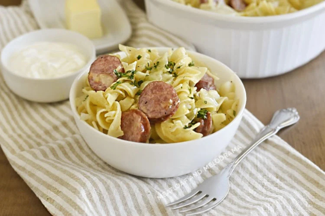 Cabbage Sausage and Noodles - 640 - © 2021 meatloafandmelodrama.com