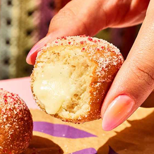 Strawberry Cinnabon Delight - © 2026 Taco Bell