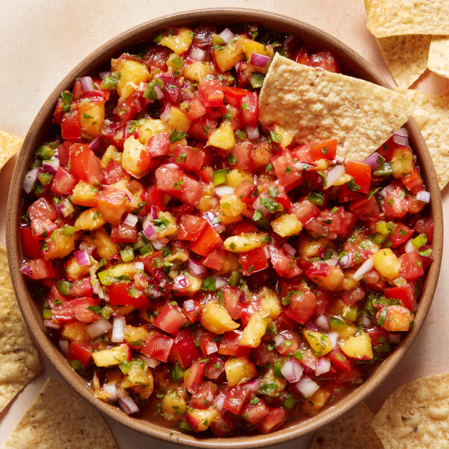 Peach Salsa - 640 - © 2024 Makinzie Gore