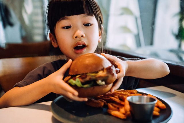 Kid at Resto - © 2026 Yiu Yu Hoi
