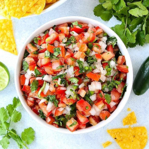 Pico de Gallo - © twopeasandtheirpod.com