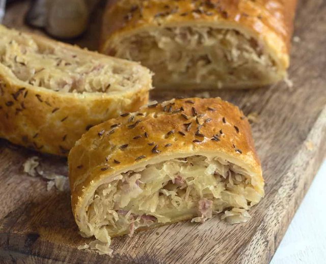 Sauerkraut Strudel - © 2024 cooklikeczechs.com